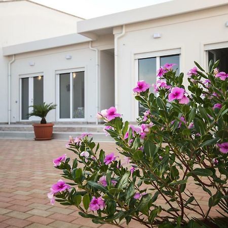 Edone Bed and Breakfast Maruggio Exteriör bild